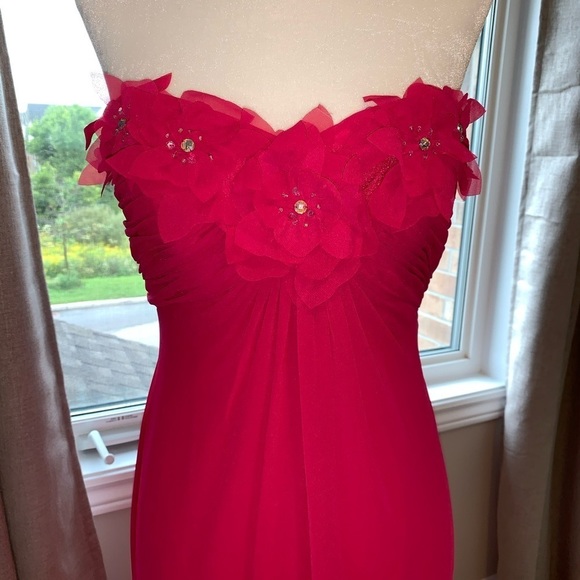 Never worn - NWOT David’s Bridal Hot Pink Strapless Dress - Picture 1 of 7